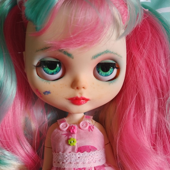 Kandi Custom Factory Blythe Doll - Picture 5 of 12